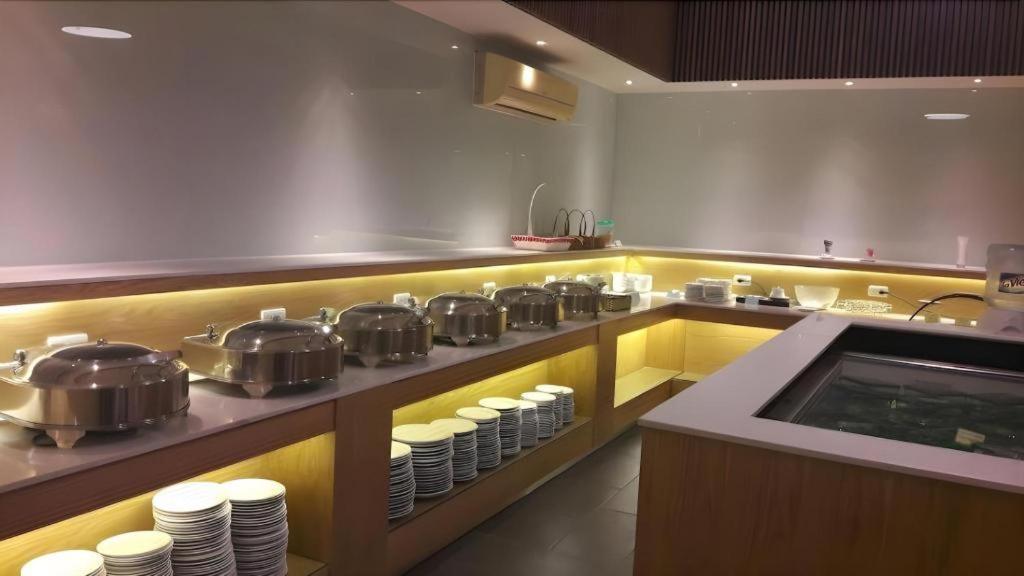 Saigon Star Hotel Хошимин Екстериор снимка