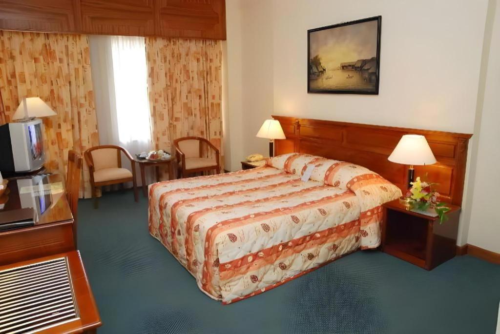 Saigon Star Hotel Хошимин Екстериор снимка